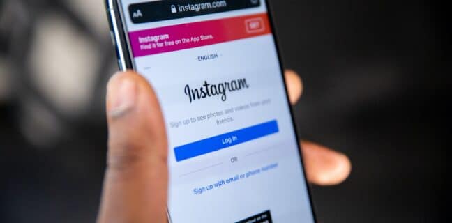 Instagram bude ověřovat věk s pomocí AI