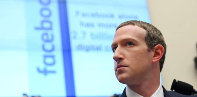 marka Zuckerberga zkritizoval jeho vlastní chatbot
